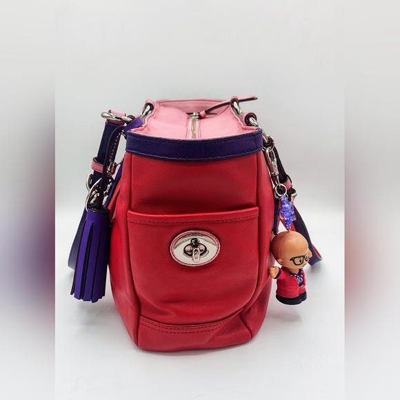 Coach East West Gallery Pleated Leather shoulder bag w/ Lips & Ru Paul charms - Picture 11 of 17